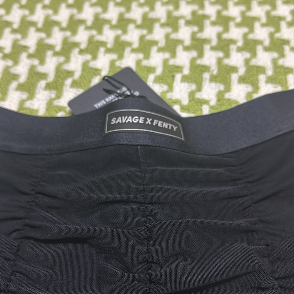 NWT SAVAGE X FENTY RUCHE HOUR HIGH-WAIST MESH LEGGING - Picture 11 of 12